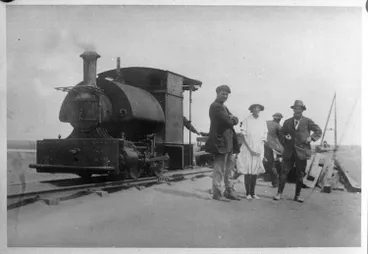Image: Engine on the beach at Karekare.