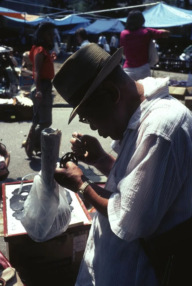 Japan Series: Antique Fair Sundays