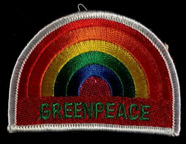 Image: Badge, 'Greenpeace'