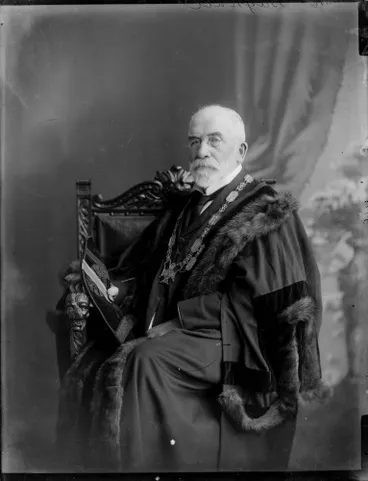 Mr L J Bagnall Image: Mr L J Bagnall