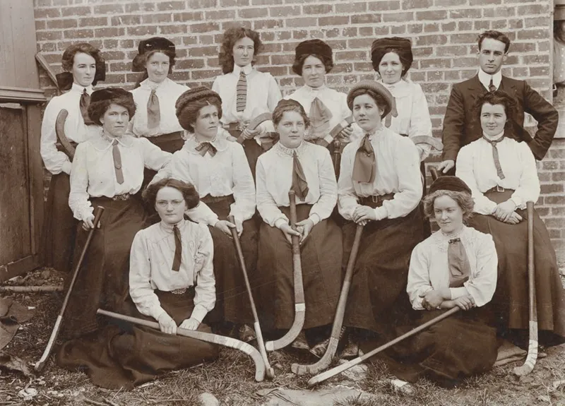 Photograph, Otautau Women's Hockey Team