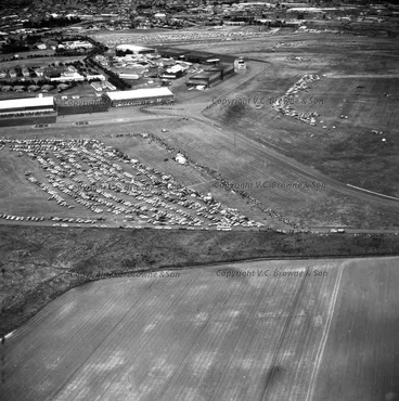 Image: Lady Wigram Trophy race - Wigram - Christchurch (16337/16352)