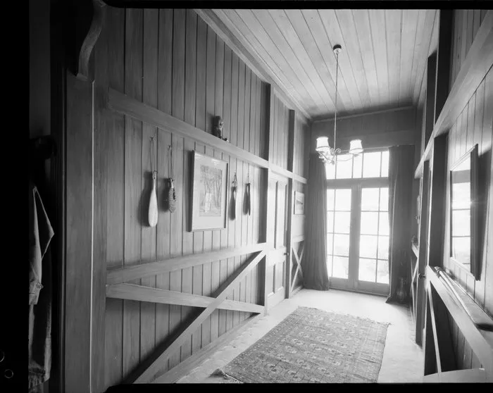 Entrance and hall of Daysh house, [Wellington?]