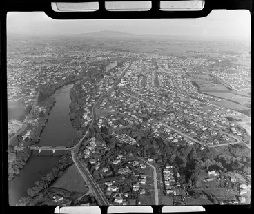 Image: Hamilton, Waikato Region, including Fairfield Bridge and Waikato River