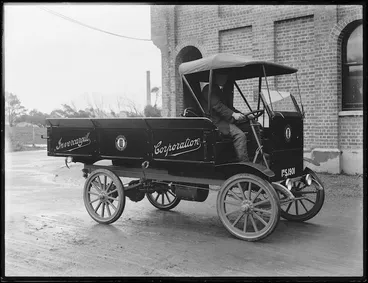 Image: Invercargill Corporation electric truck
