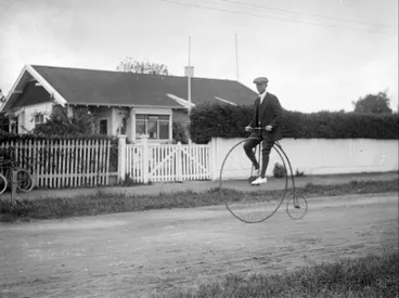 Penny-farthing Image: Penny-farthing