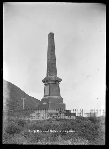 Image: Cook's Monument, Gisborne