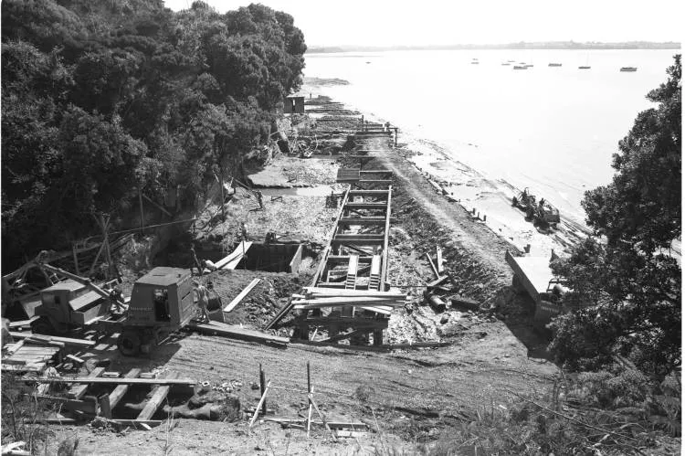 Construction of the Auckland Harbour Bridge, 1956