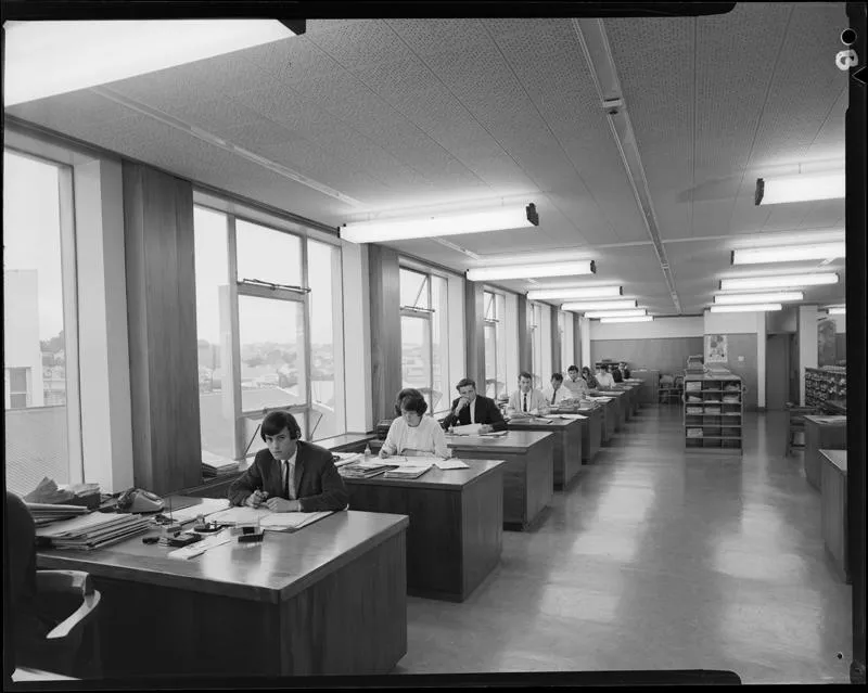 Inland Revenue Department, Office Interior
