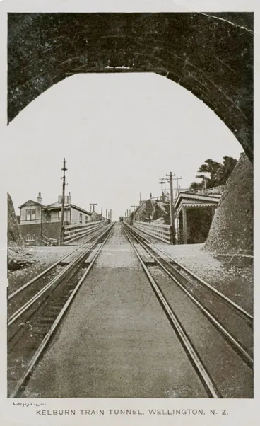 Image: Wellington Cable Car tunnel and tracks