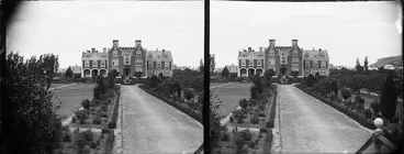 Image: A Stereograph of the Benevolent Institute, Caversham, Dunedin