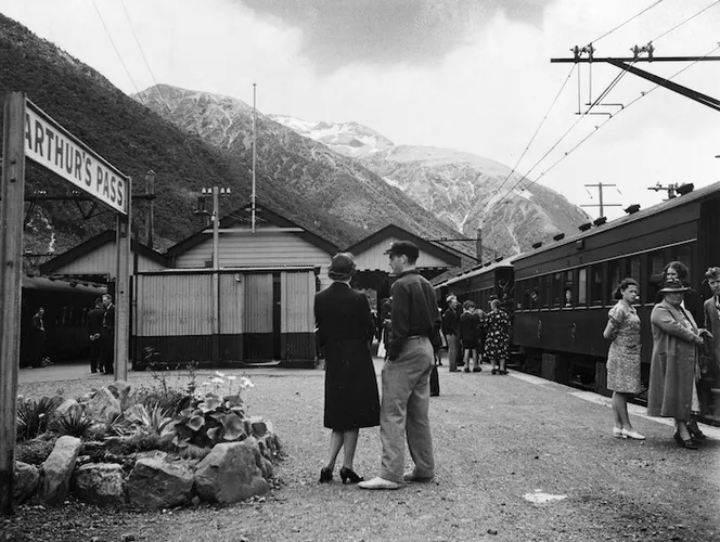 Photo Ancienne 8x6 Gare D'Arthur's Pass Nouvelle-Zélande C.1920