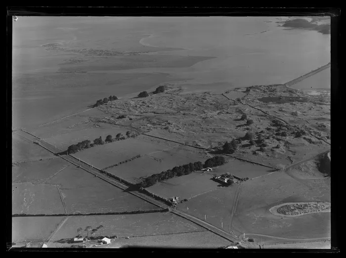 Mr K K Montgomerie's farm at Ihumatao, Mangere, Auckland