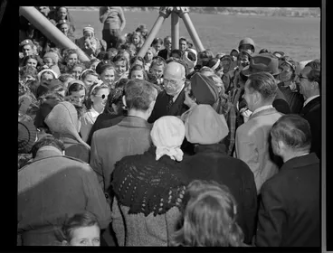 Image: Peter Fraser with Polish refugees on board the General Randall, Wellington Harbour