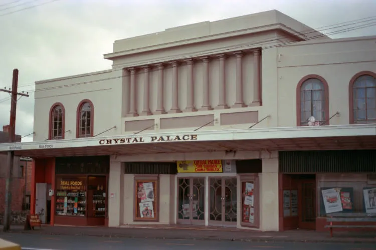 Crystal Palace Theatre, Mt Eden Road, Mount Eden, 1986