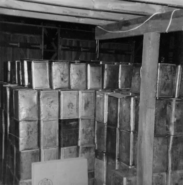 Image: Field's Apiaries 1967-68 Honey Crop