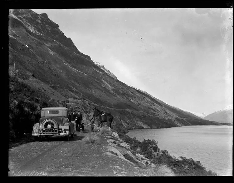 Kingston-Queenstown Road, Lake Wakatipu, 1934