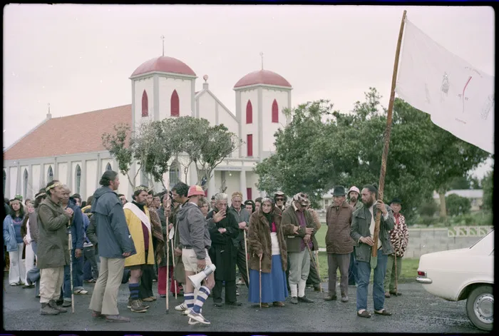 Participants in Māori Land March arrive at Rātana Pā