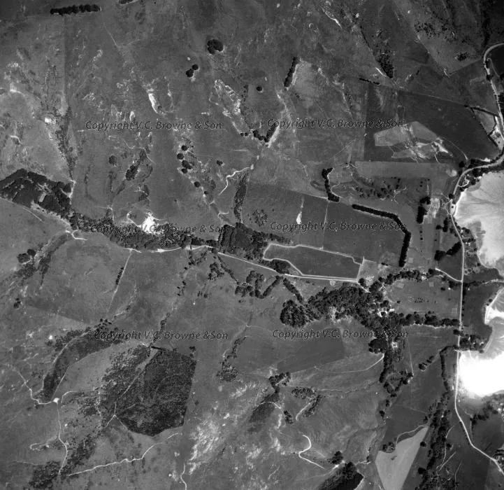 Charteris Bay - Christchurch (vertical) (13893/13806)