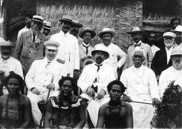 Image: Group including W H Solf, C H Mills and Mata'afa Iosefo, at Milinuu, Apia, Samoa