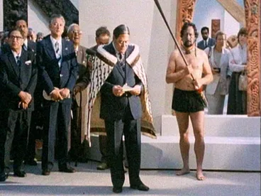 Koha - Te Māori, A Cloak of Words Image: Koha - Te Māori, A Cloak of Words