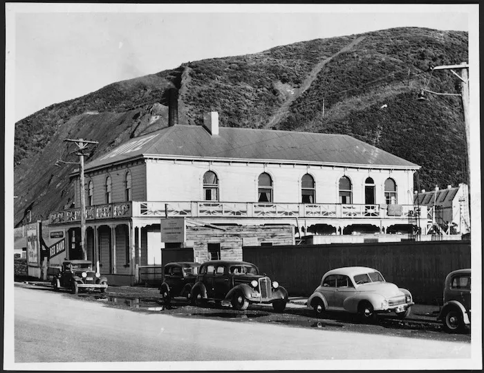Grand National Hotel, Petone