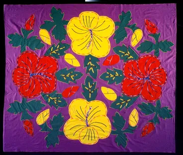 Image: Tivaevae tataura (embroidered quilt) and pillow cases