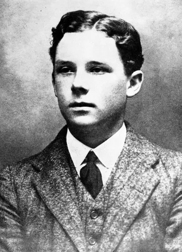 Image: Head and shoulders portrait of Leslie Heron Beauchamp, Katherine Mansfield's brother