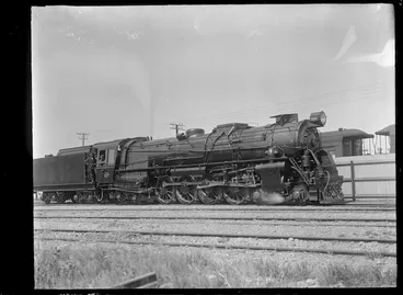 Image: K class steam locomotive, New Zealand Railways no 900, 4-8-4 type