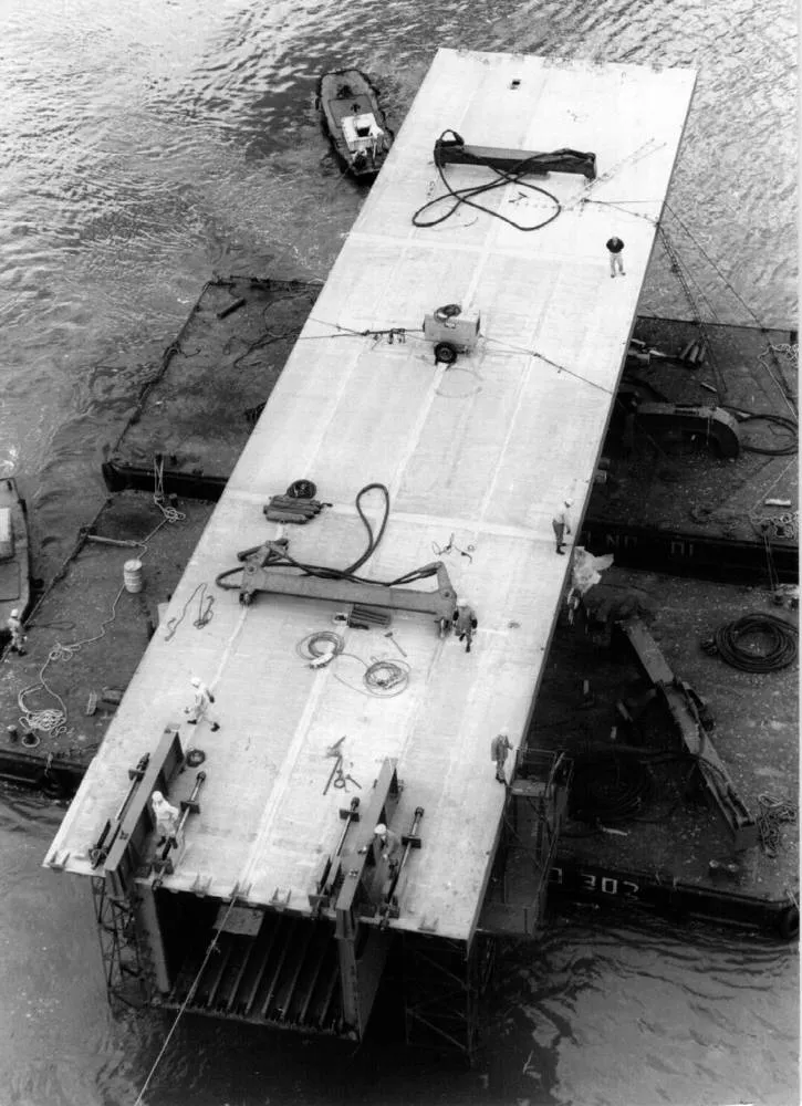 Floating out a box girder, 1968