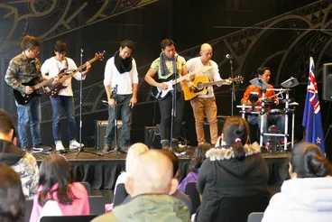 Image: Hester Roa and his band playing Filipino folksongs and Original Pilipino Music (OPM)
