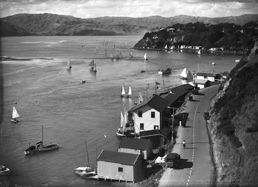 Image: Paremata Road and Porirua Harbour