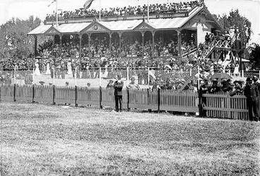 Race meeting at Tauherenikau Image: Race meeting at Tauherenikau