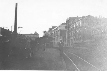 Image: Auckland Railway Station, December 1927