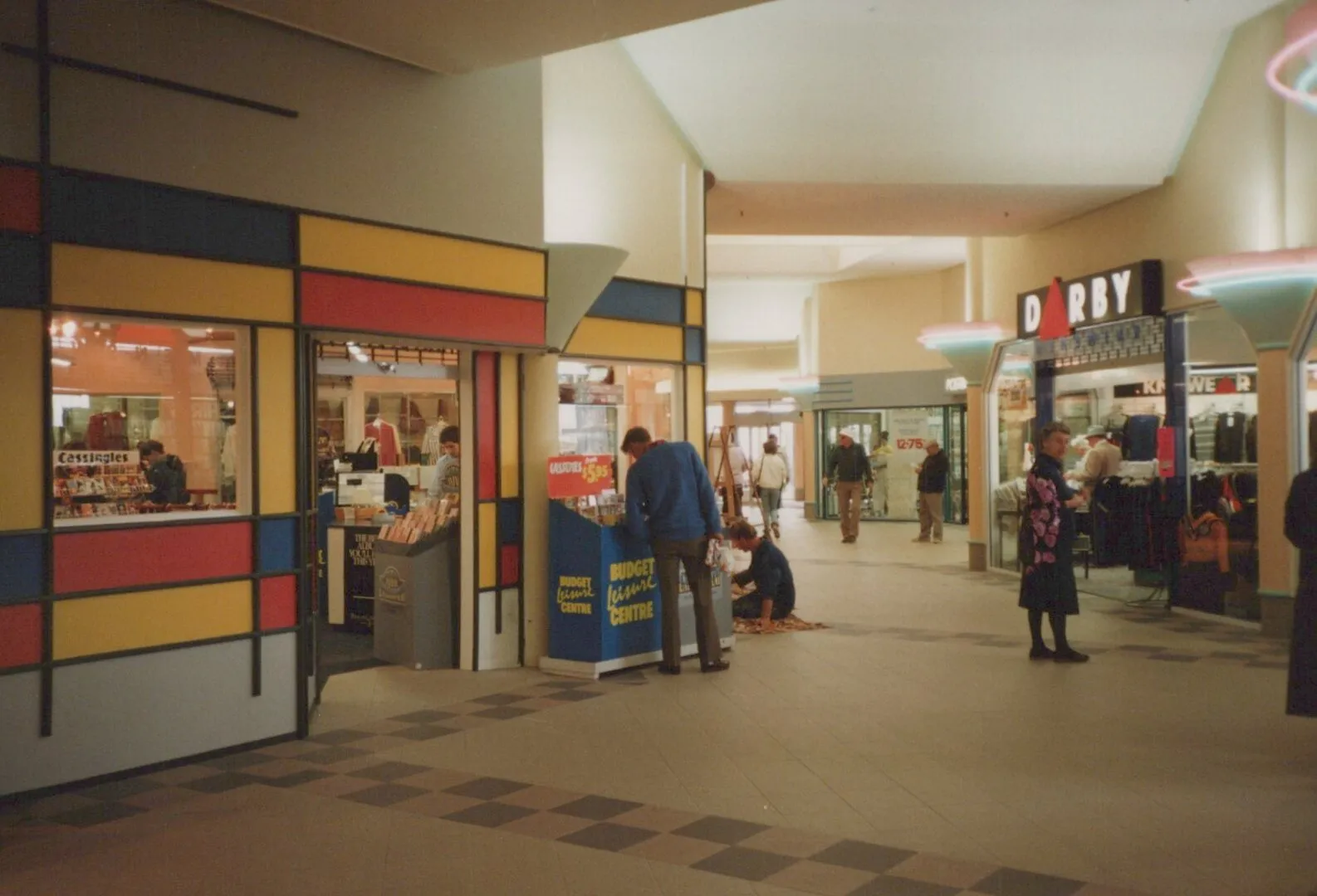 Hornby Mall shops
