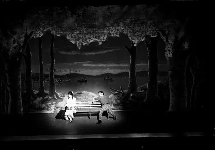 Carousel stage production - Christchurch (PB2316/4)