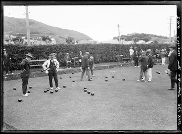 Image: Men playing bowls at the Island Bay Bowling Club, Wellington