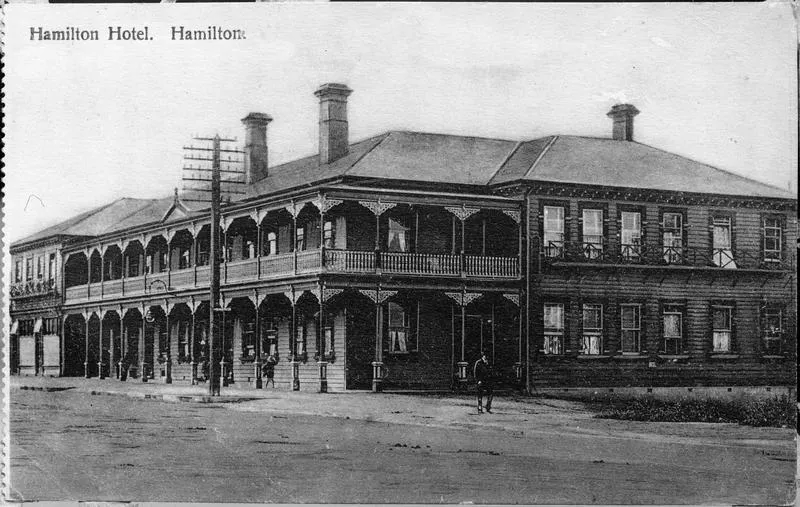 " Hamilton Hotel. Hamilton. "