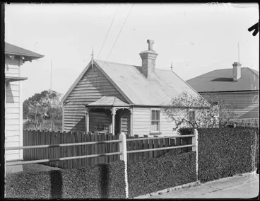 Image: Fencible Cottage, Victoria Street, Onehunga, 1939