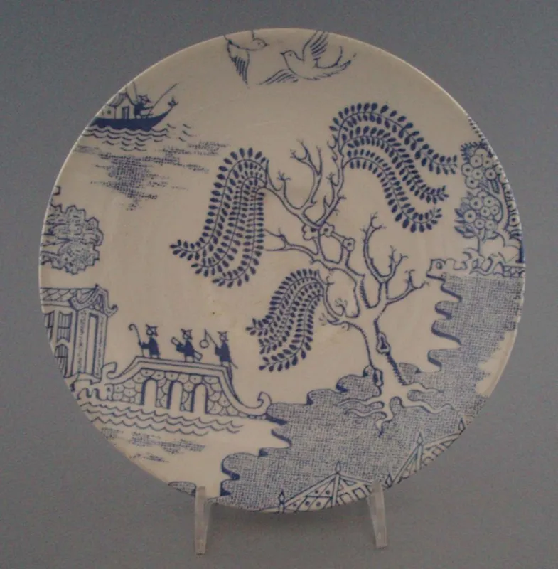 Saucer - Willow pattern
