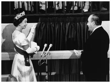 Queen Elizabeth II opening the Beehive, 1977 Image: Queen Elizabeth II opening the Beehive, 1977