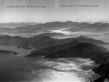 Looking WNW over Arapawa Island to Queen Charlo... (3597/3622) Image: Looking WNW over Arapawa Island to Queen Charlo... (3597/3622)