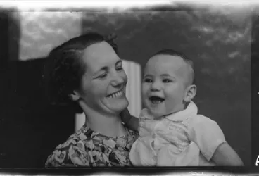 Image: Brathwaite, Mother and Child