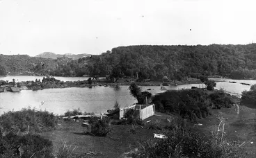 Image: Cemetery at Onepoto