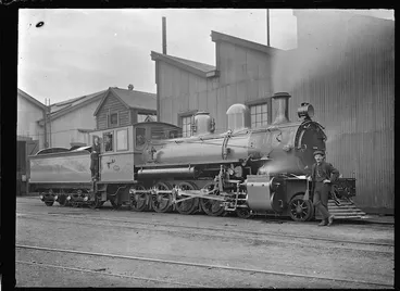 Image: Bb class 4-8-0 steam locomotive, New Zealand Railways number 619