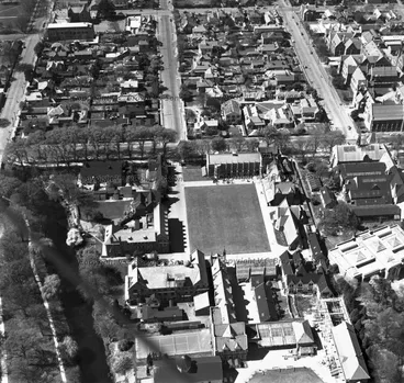 Image: Christ College (L1-35/31)