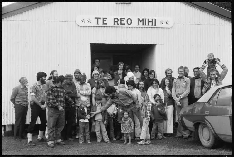 Group outside Te Reo Mihi at Te Hiku o te Ika marae, Te Hāpua, 1977