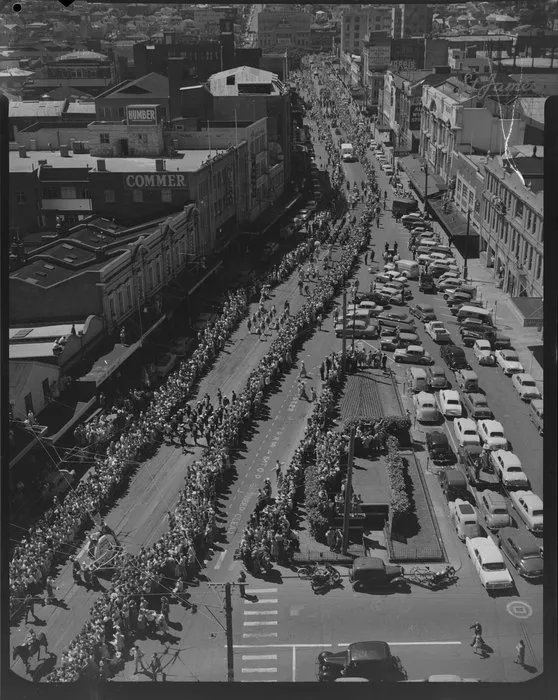 James Smiths Christmas Parade