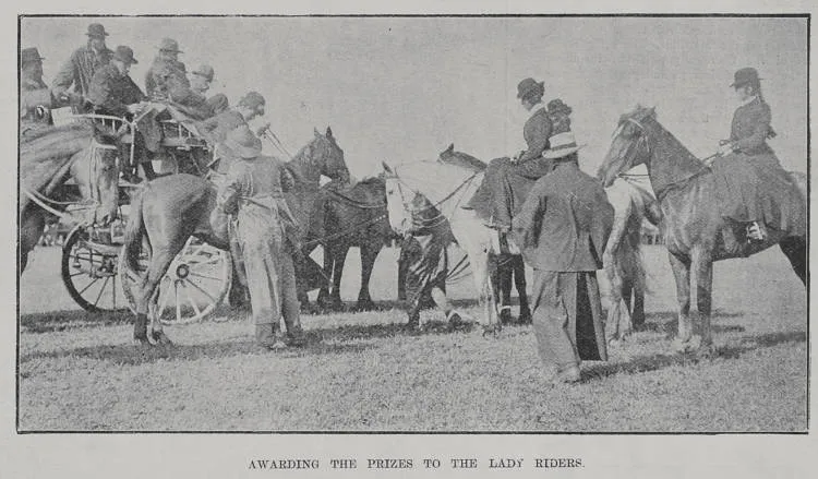 Awarding of prizes to the lady riders