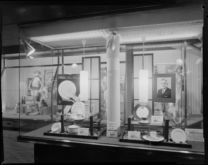 Farmers, Mikasa window display